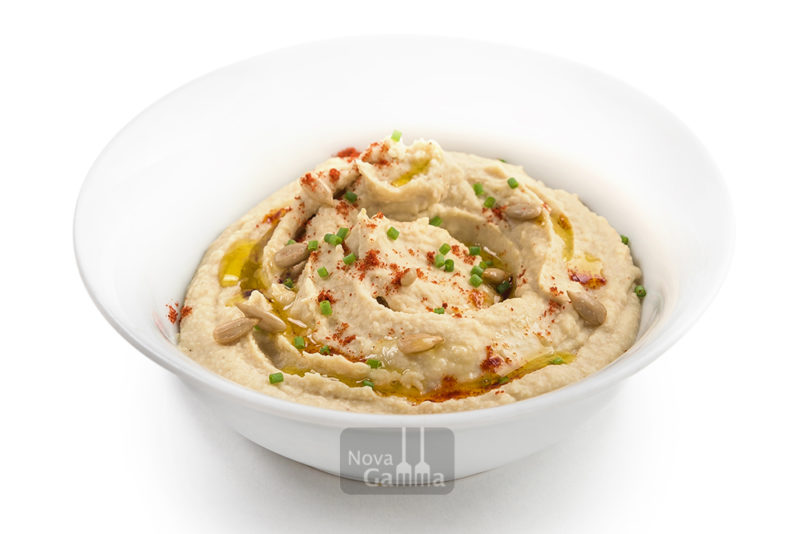 dietas healthy Comprar Hummus de Garbanzos y Pipas es un plato vegetariano con múltiples opciones de presentación. Frío o templado. De cremosidad untuosa, y aromas suaves. quinta gama